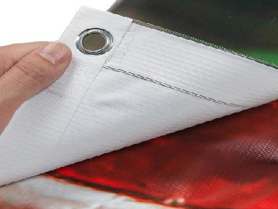 博爱喷绘和刀刮布的工艺区别。