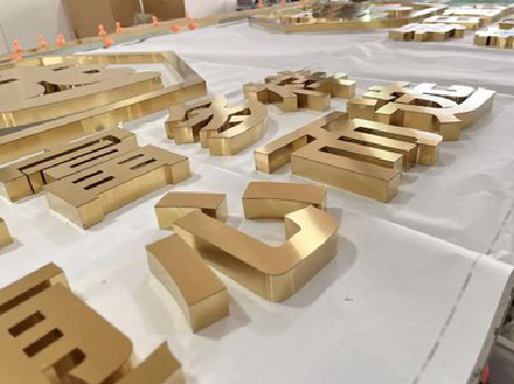 博爱拉丝不锈钢字的特点。