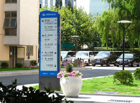 博爱哪些因素影响宣传栏的制作？